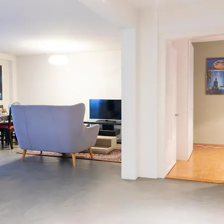 2 Bedroom Aus41-4f- 8045